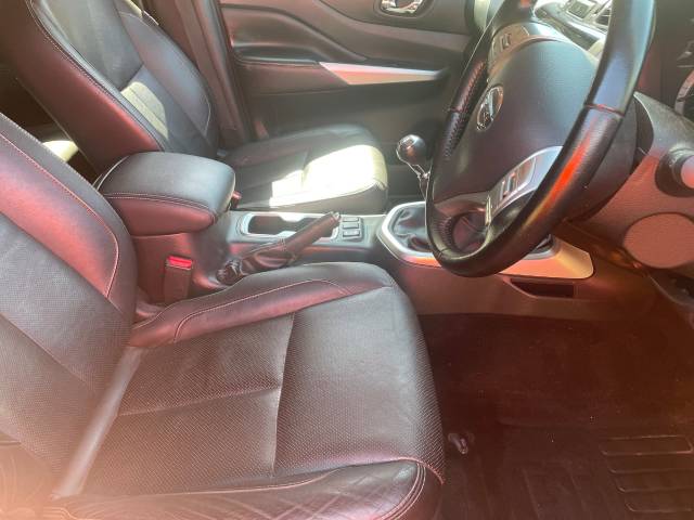 2018 Nissan Navara Double Cab Pick Up Tekna 2.3dCi 190 4WD